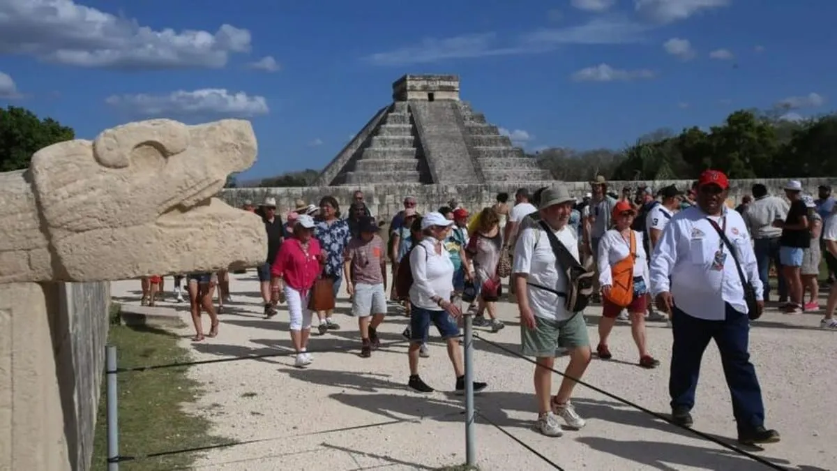 México fue visitado por más de 45 millones de turistas internacionales en 2024: Inegi