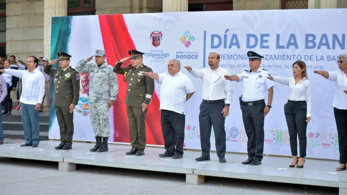 Chilpancingo conmemora el Día de la Bandera con ceremonia cívica