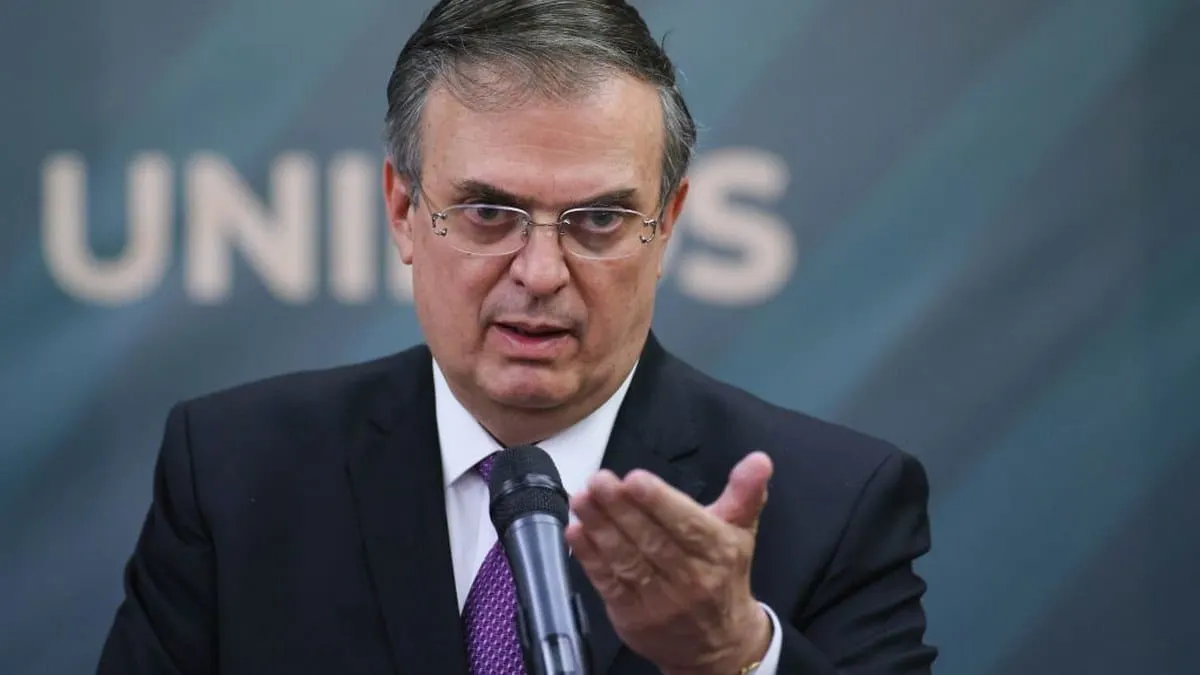 Ebrard califica de "tiro en el pie" las acusaciones de EU contra México y advierte sobre impacto de los aranceles