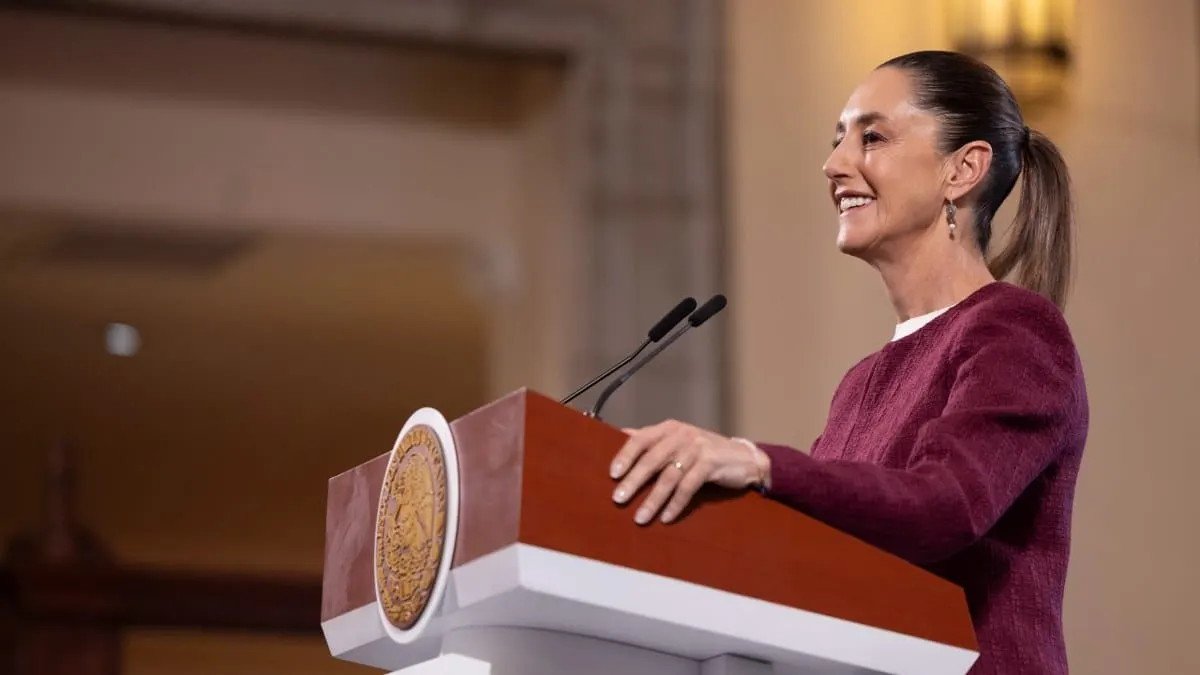 Sheinbaum celebra que tiene un 80% de aprobación ciudadana en encuesta de El Universal