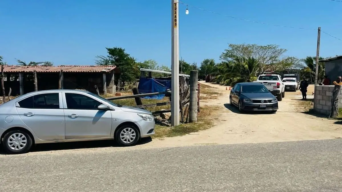 Hallan a un hombre asesinado en su rancho de Marquelia, Guerrero