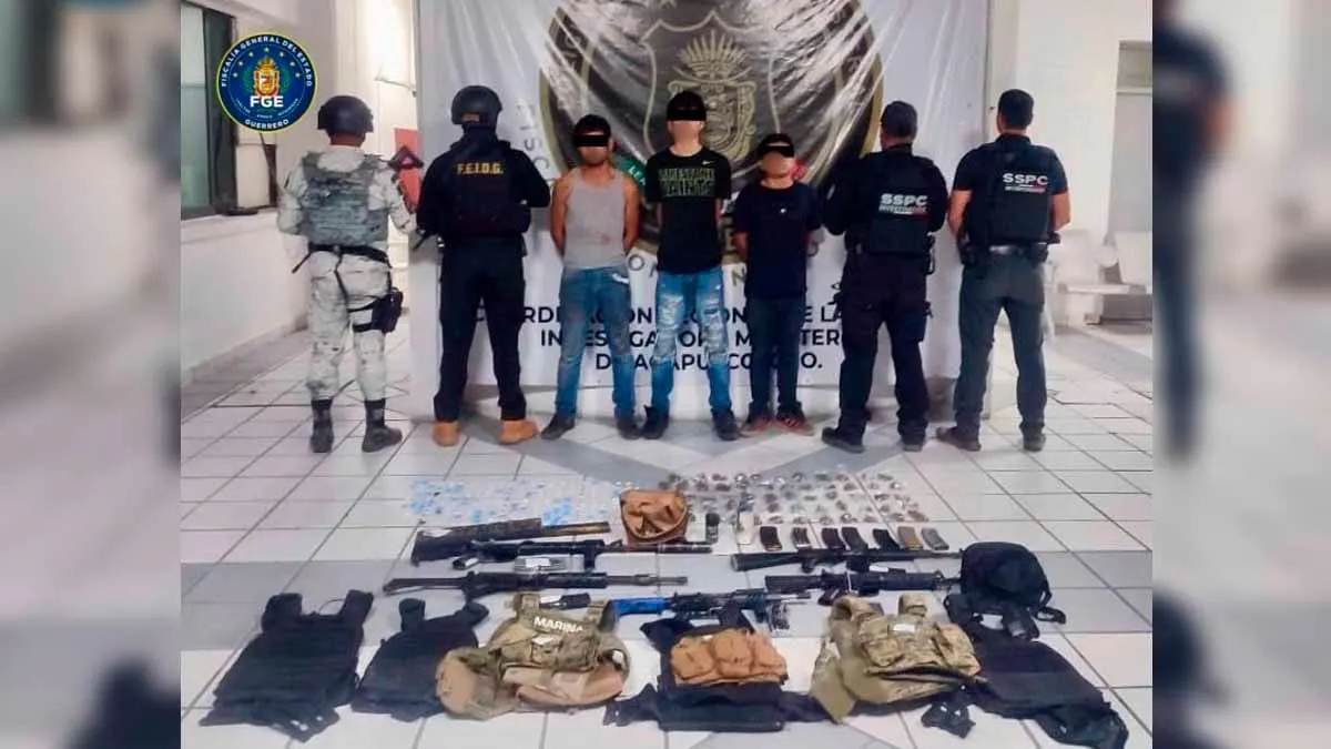 Caen tres durante cateo en Acapulco; autoridades repelieron agresión y confiscaron droga