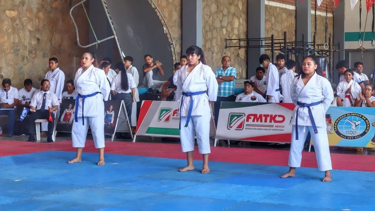 Guerrero define a 54 representantes para Macroregional de Karate Do en  CDMX