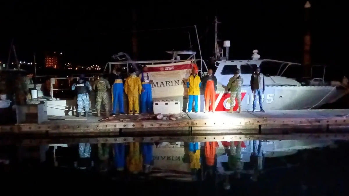 Gobierno de México asegura lancha y productos de totoaba; hay cinco personas detenidas