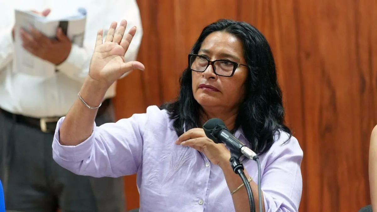 Procesos contra Abelina López recuerdan el desafuero de AMLO en 2005