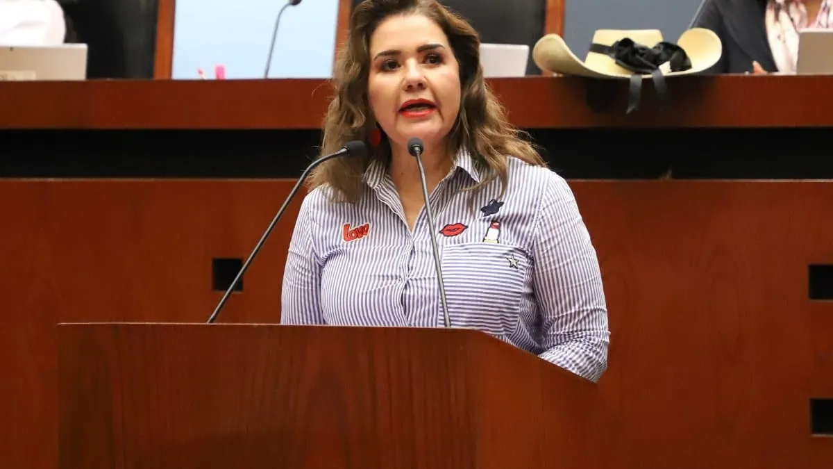 Propone Erika Lührs presea para educadores de Guerrero en honor a Bertha Von Glümer