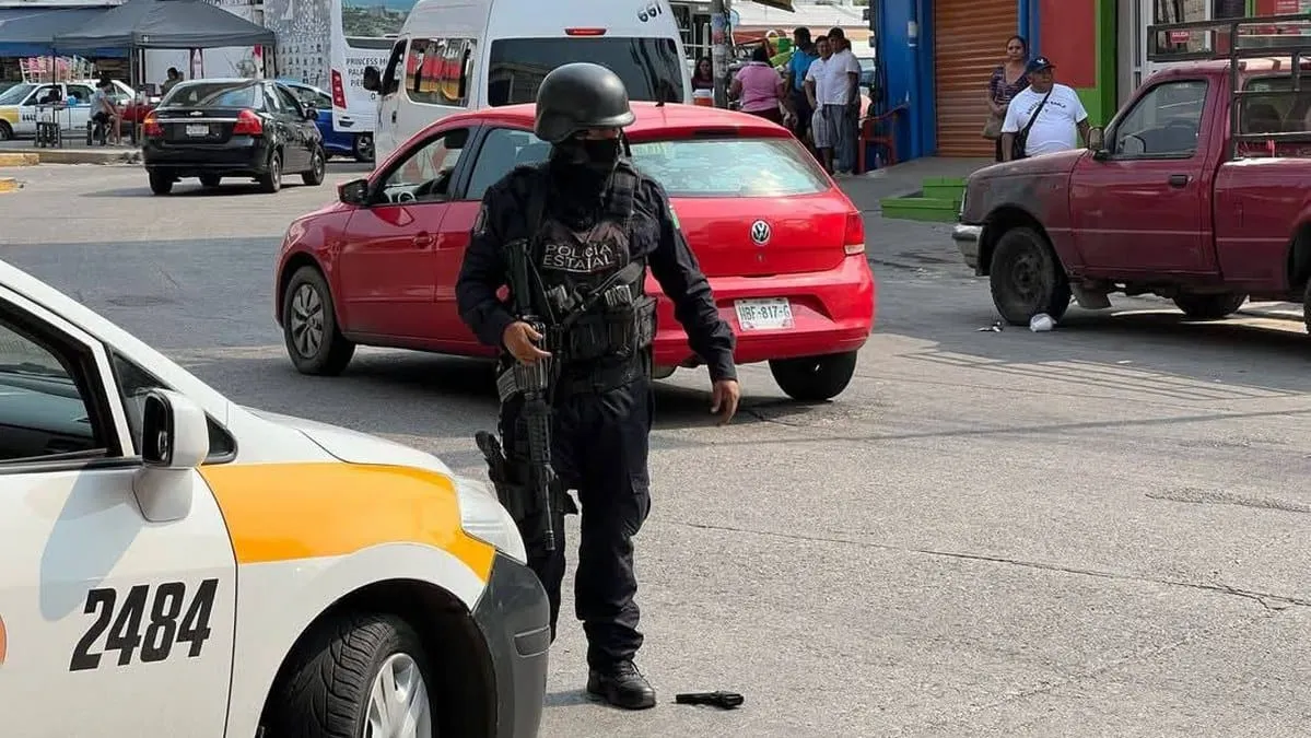 Caen dos en Puerto Marqués de Acapulco tras frustrado asalto