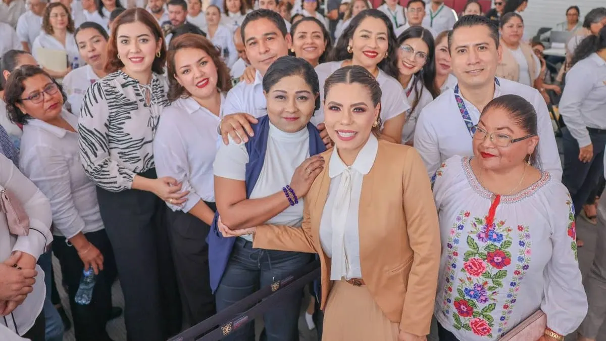 Entrega Evelyn Salgado equipo médico por más de 155 mdp a unidades de salud en Chilpancingo