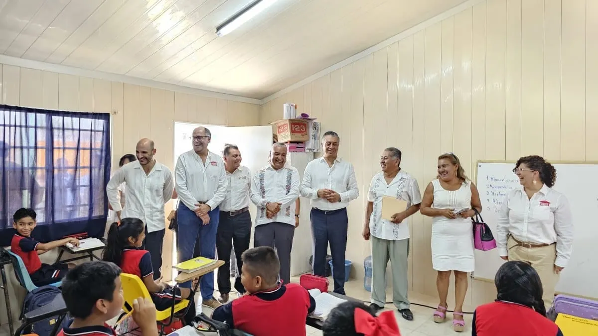 Rehabilitan escuelas primarias en Acapulco tras daños por fenómenos naturales
