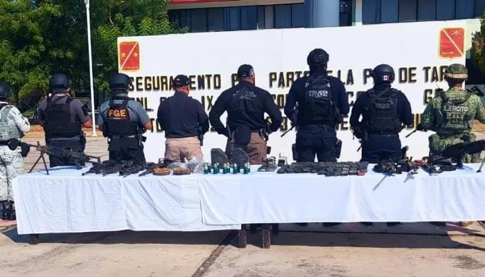 Aseguran armas y vehículo en Tierra Caliente de Guerrero