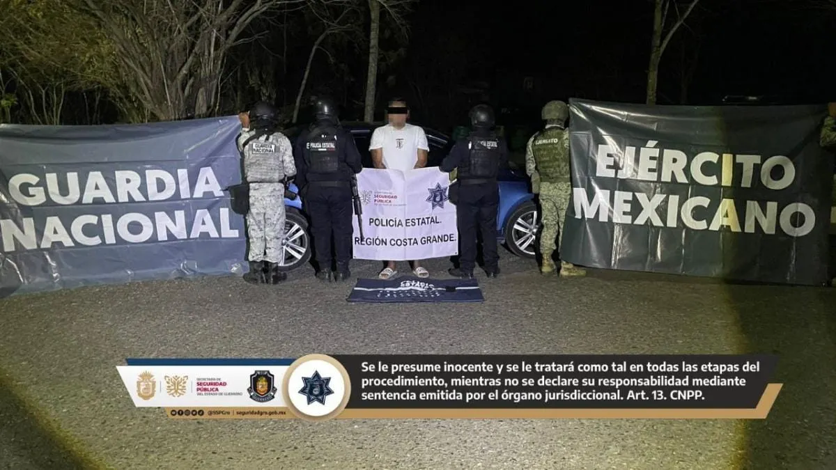 Aseguran droga y vehículos en operativos en Zihuatanejo, Guerrero