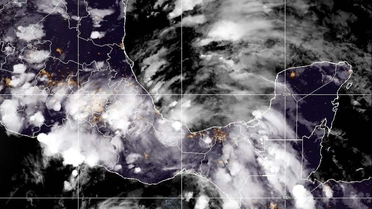 Se forma la depresión tropical Dos; prevén lluvias torrenciales en el sureste de México