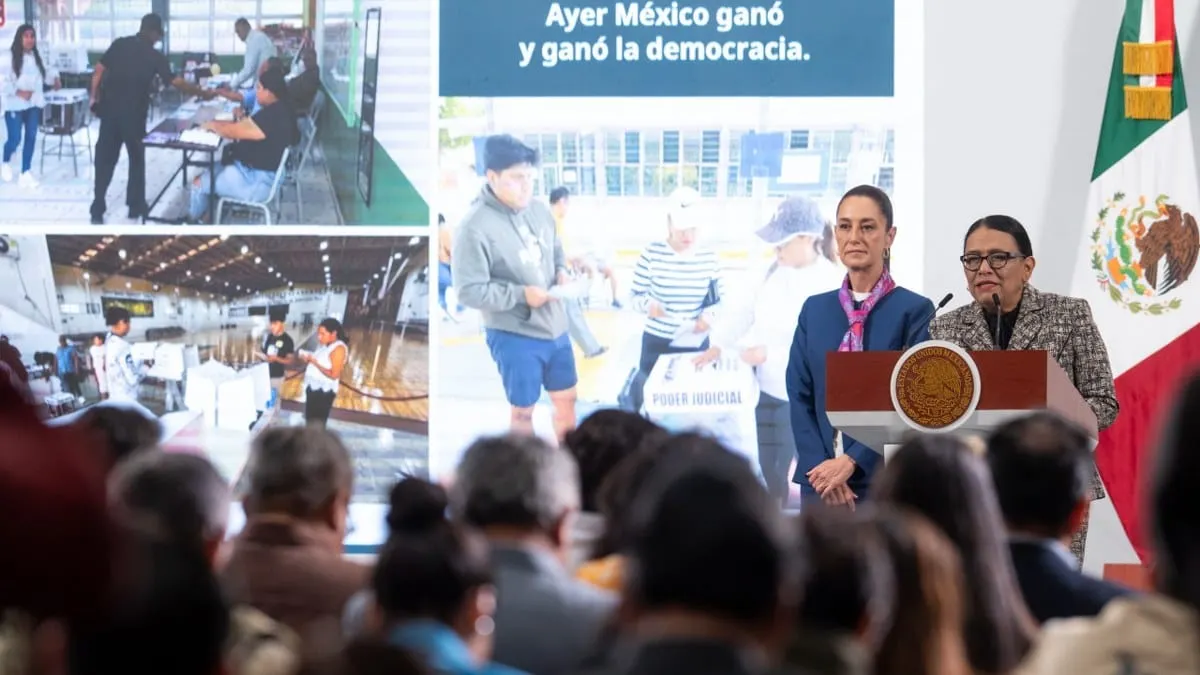 “Bien, contenta. Bien y de buenas”, señaló.