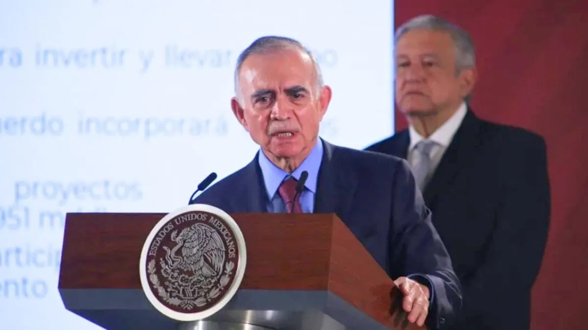 Gobierno de la 4T sabía que negocio del asesor de AMLO movía dinero sucio y lo ignoró
