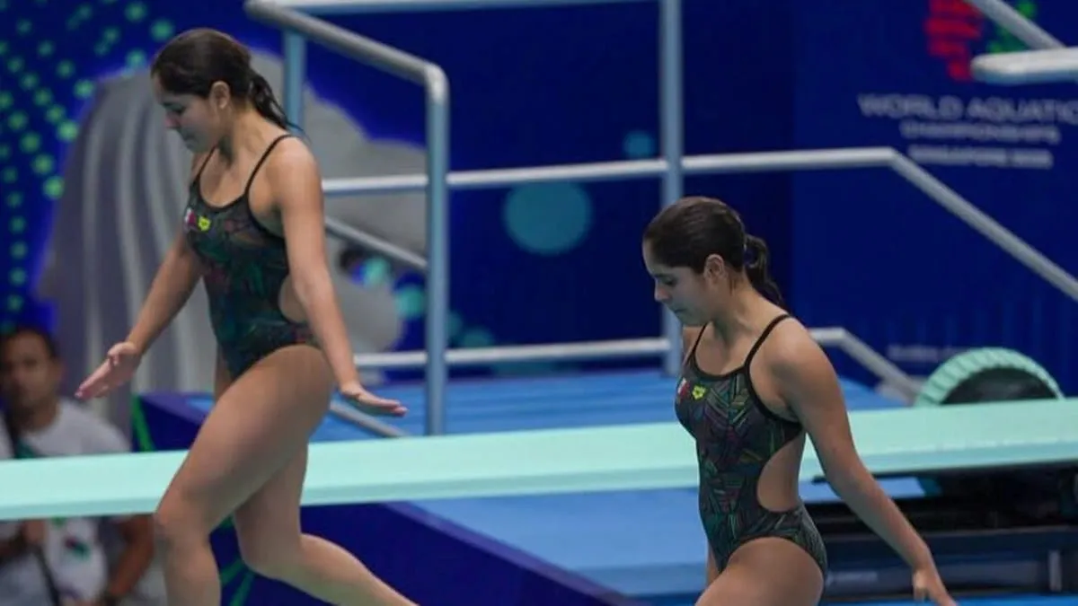 Lía y Mia, hermanas de 14 años, ganan bronce para México en el Mundial de Deportes Acuáticos de Singapur 2025