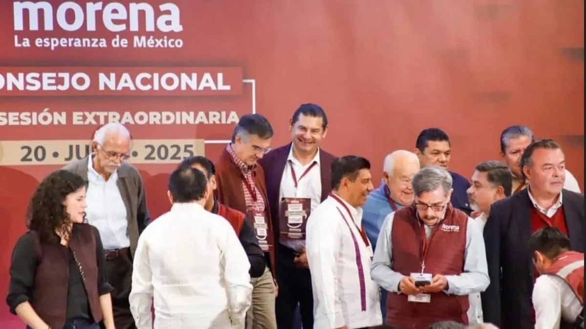 Morena 'investigará' 'perfiles polémicos' para evitar el acceso al oportunismo, acuerdan