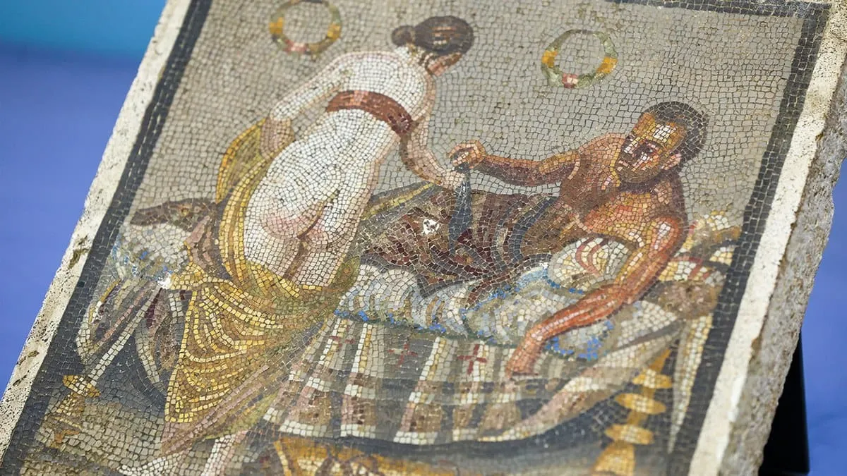 Mosaico con escena erótica, robado de Pompeya por nazis, será exhibida tras recuperación