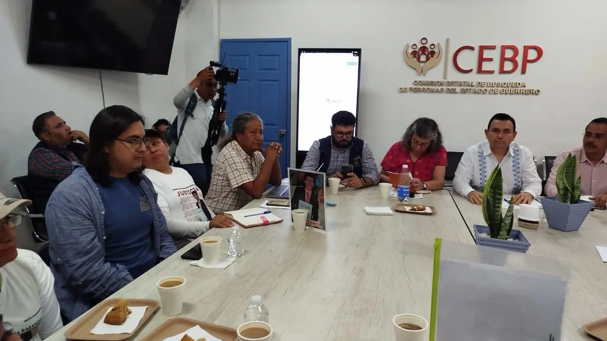Familias de desaparecidos hacen trabajo que corresponde a autoridades: Colectivo de Acapulco
