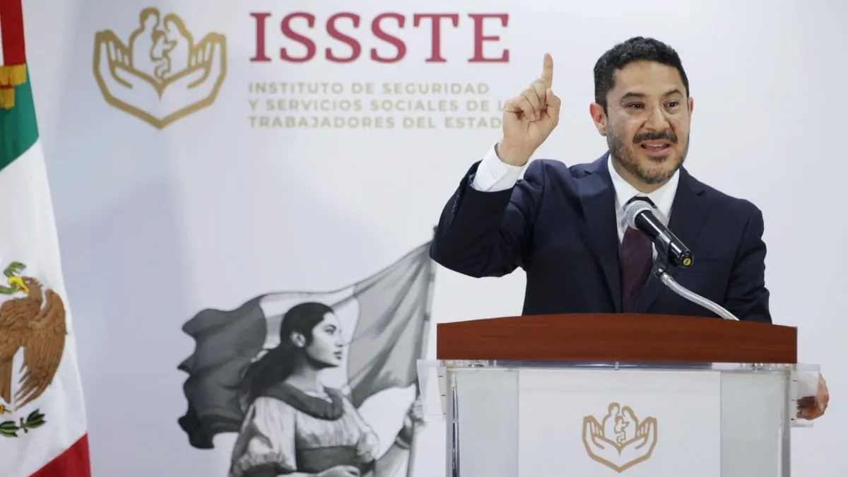 Tráfico de influencias y simulación, en los contratos que asigna el ISSSTE de Martí Batres, denuncian