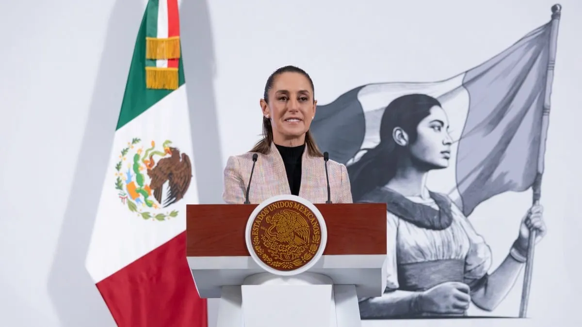 Molesta a Sheinbaum sanción del INE por uso de acordeones en elección judicial, sólo 'eran apuntes personales', justificó