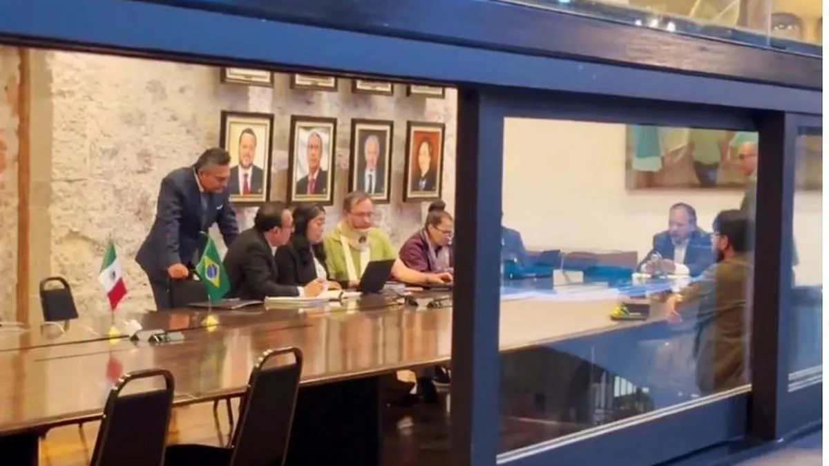 Noroña mejor que millones de mexicanos; recibe justicia a domicilio por riña con 'Alito' Moreno