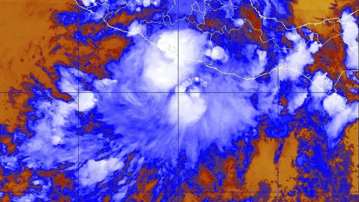 Tormenta Ivo provoca fuertes lluvias y vientos al sur de México