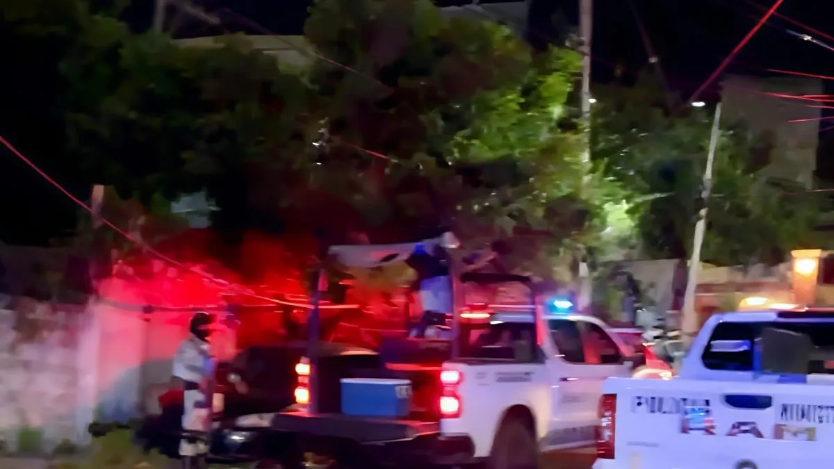 No para violencia en Acapulco: hallan tres cuerpos atrás de iglesia de Mozimba