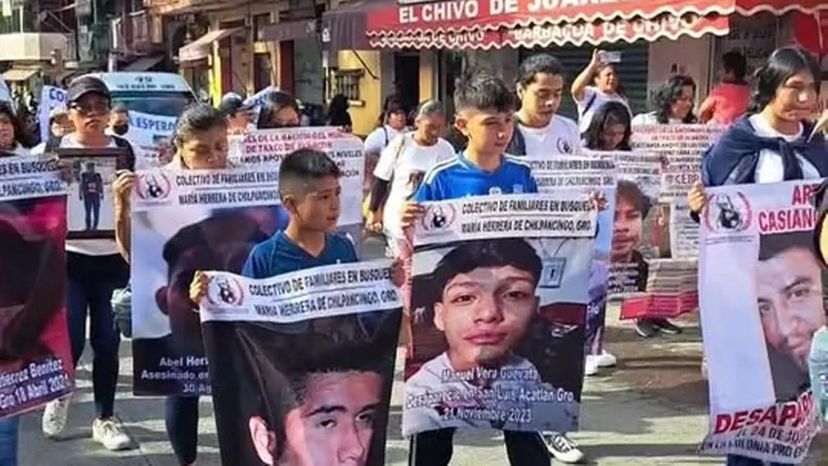 Colectivos y normalistas realizan movilizaciones por desapariciones en Chilpancingo