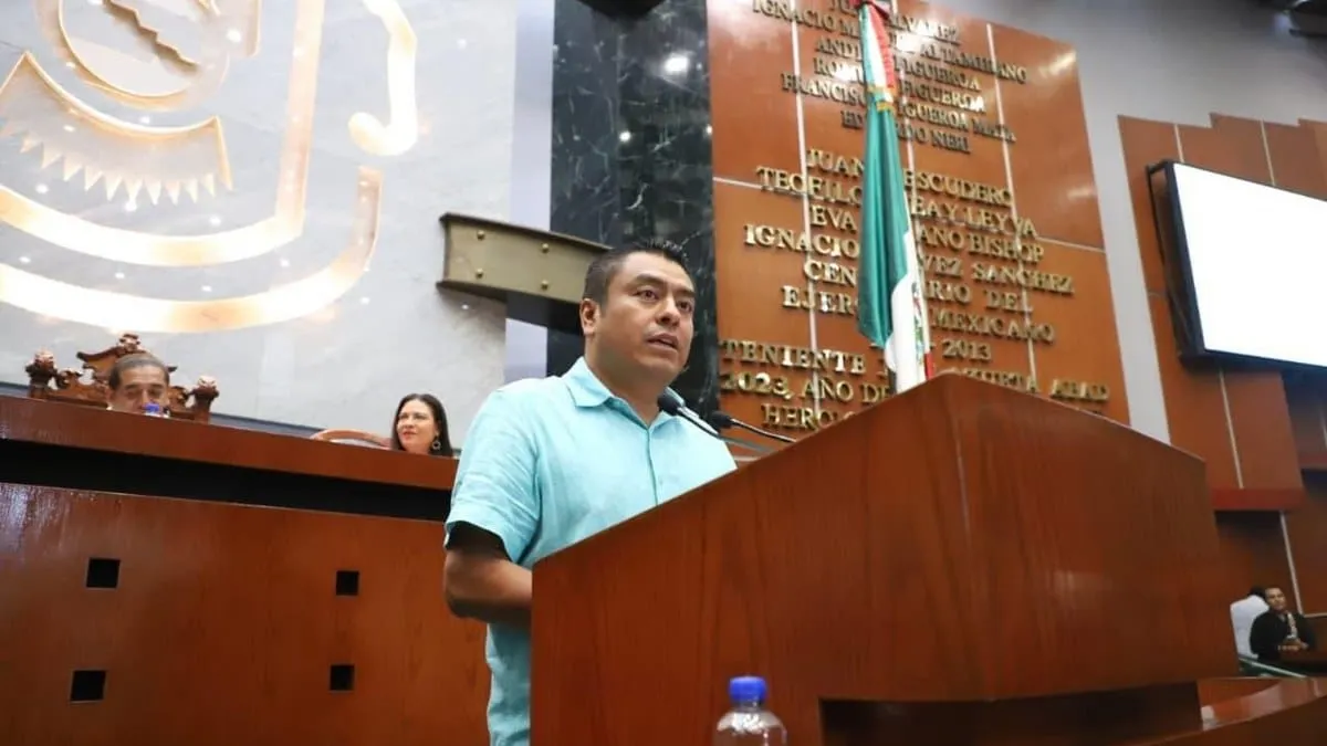 Proponen traducir la Constitución de Guerrero a lenguas indígenas y difundirla en audiolibro
