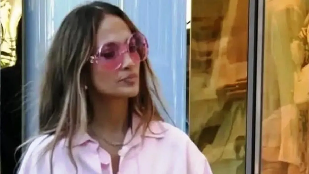 Lo que hizo Jennifer López cuando un guardia le impidió entrar a una tienda de Chanel en Turquía