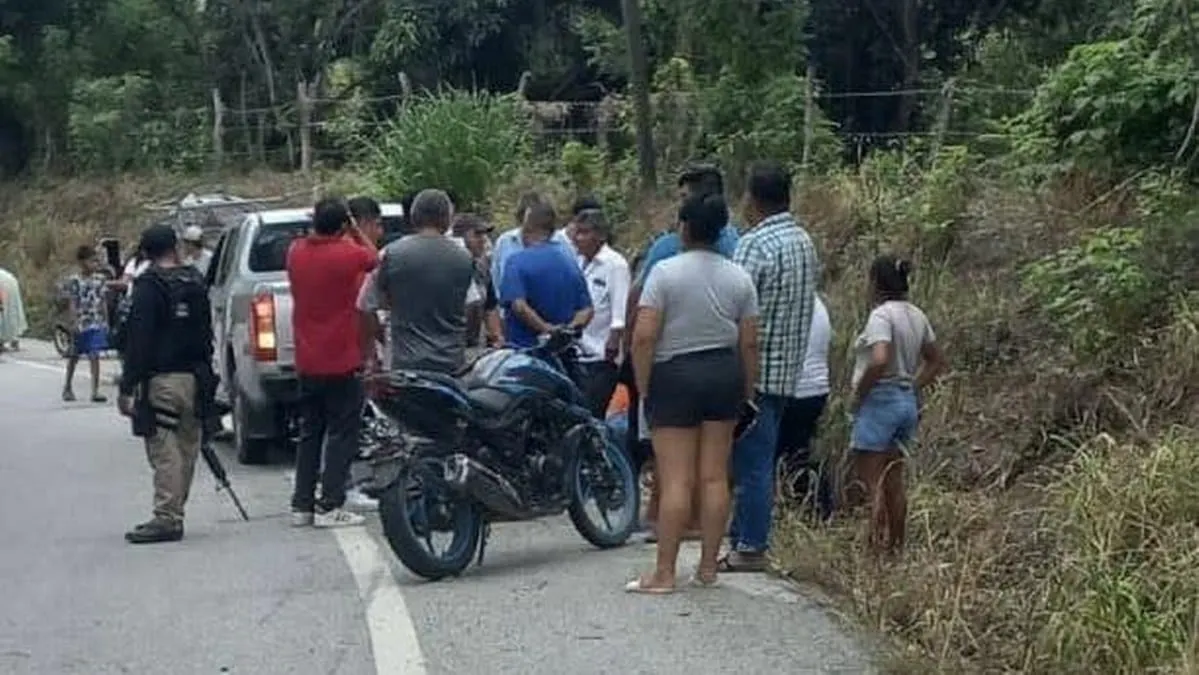 Mueren dos alumnos del Cobach de Xaltianguis por accidente de motocicleta en Acapulco