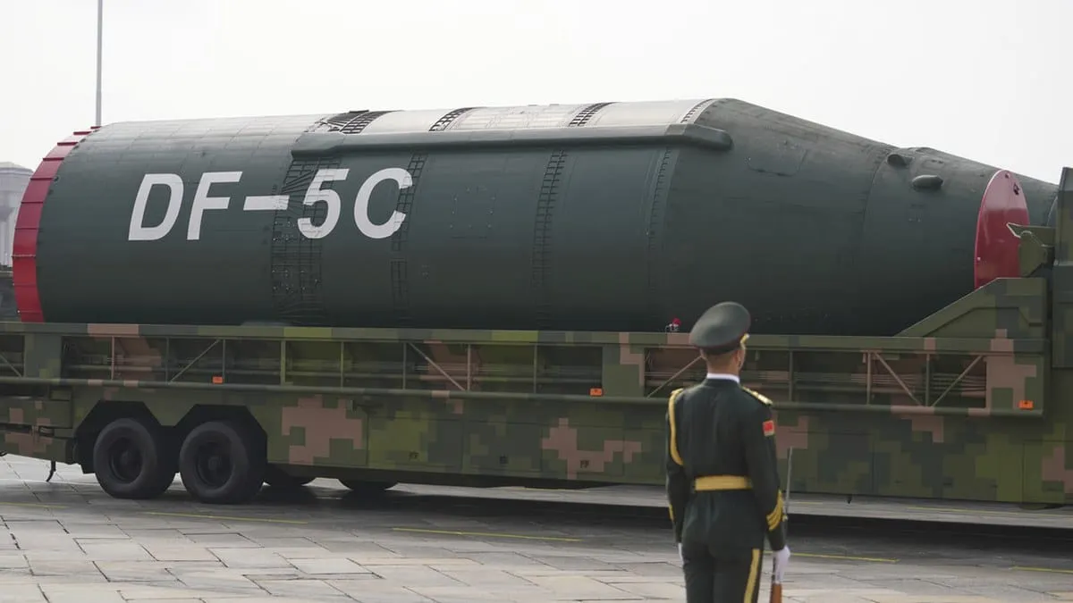 China desvela su "arma total": El misil DF-5C con capacidad de ataque global