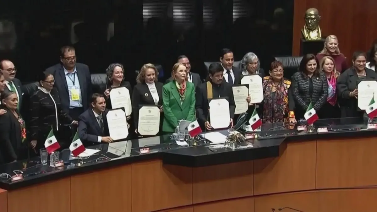 Tribunal de justicia y no solo de derecho, promete titular de la SCJN; toman protesta nuevos ministros