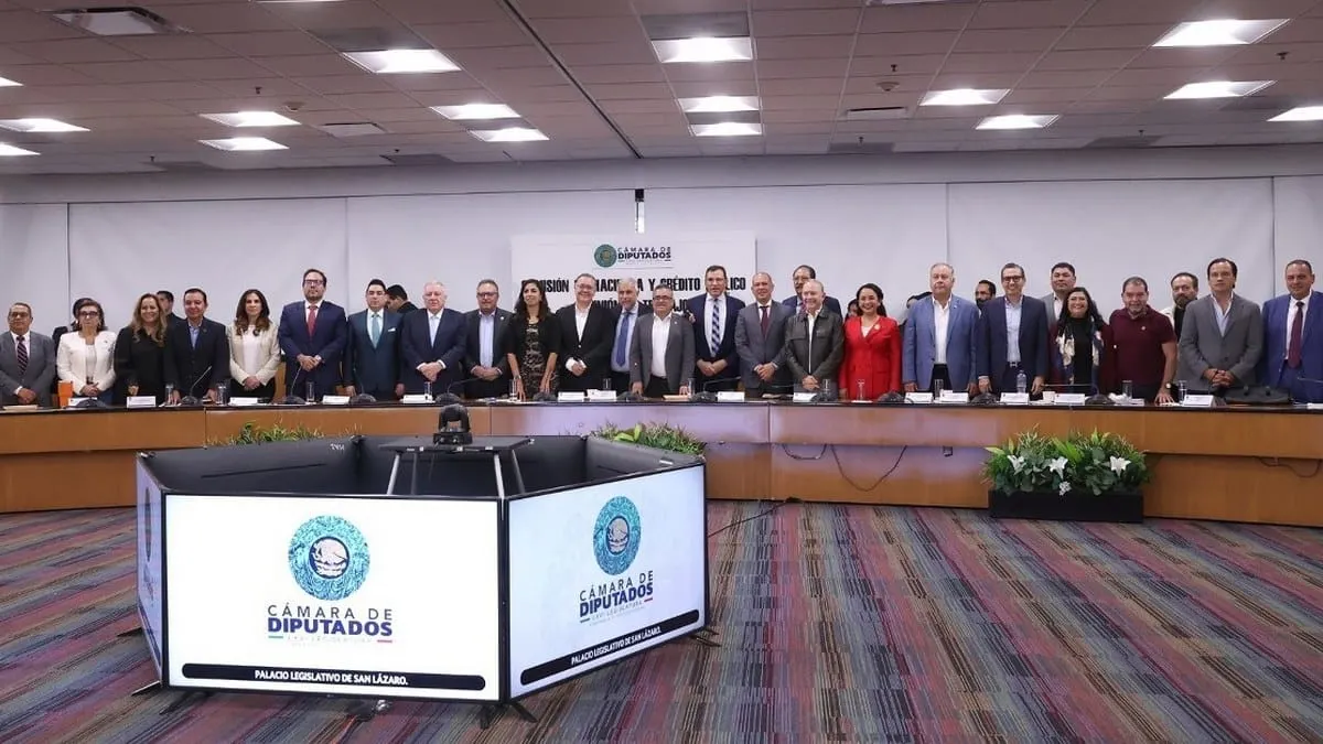 Analizan reforma a la Ley Aduanera que elimina la patente aduanal vitalicia y endurece multas hasta 400%