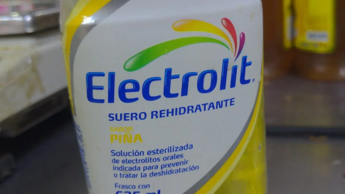 Diputados buscan cobrar impuestos a Electrolit por altos niveles de azúcar