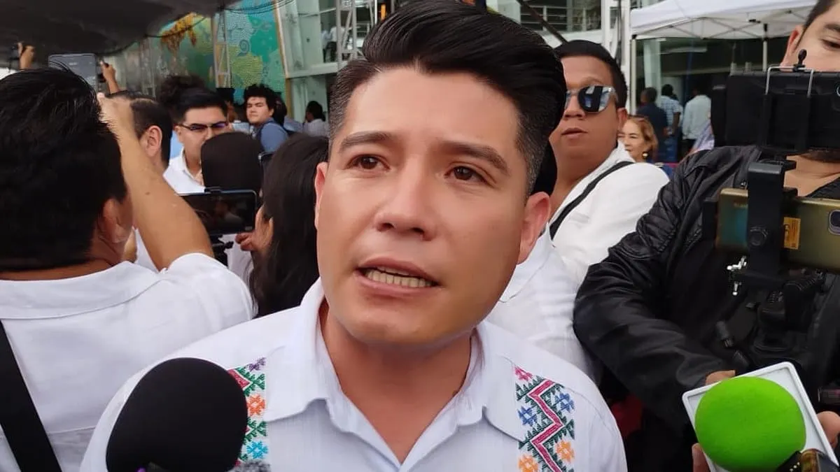 Se pronuncia Jacinto González a favor de un relevo en la bancada de Morena en el Congreso Local