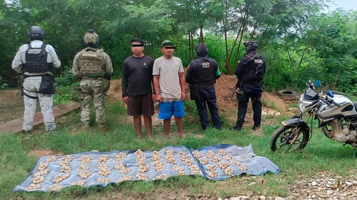 Caen dos con 707 huevos de tortuga en Guerrero