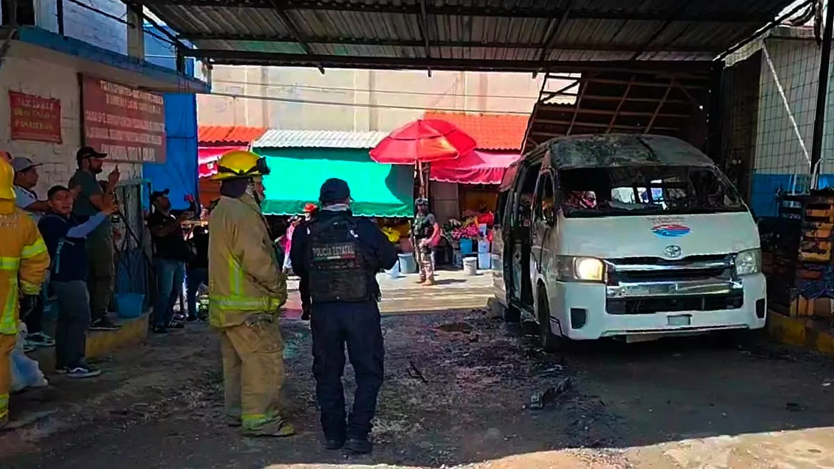 Queman otra urvan en Chilpancingo; sigue suspensión del transporte foráneo