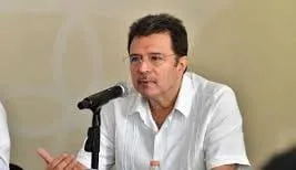 Dimite el secretario de Finanzas de Tabasco, hermano de Octavio Romero, en plena crisis de opacidad