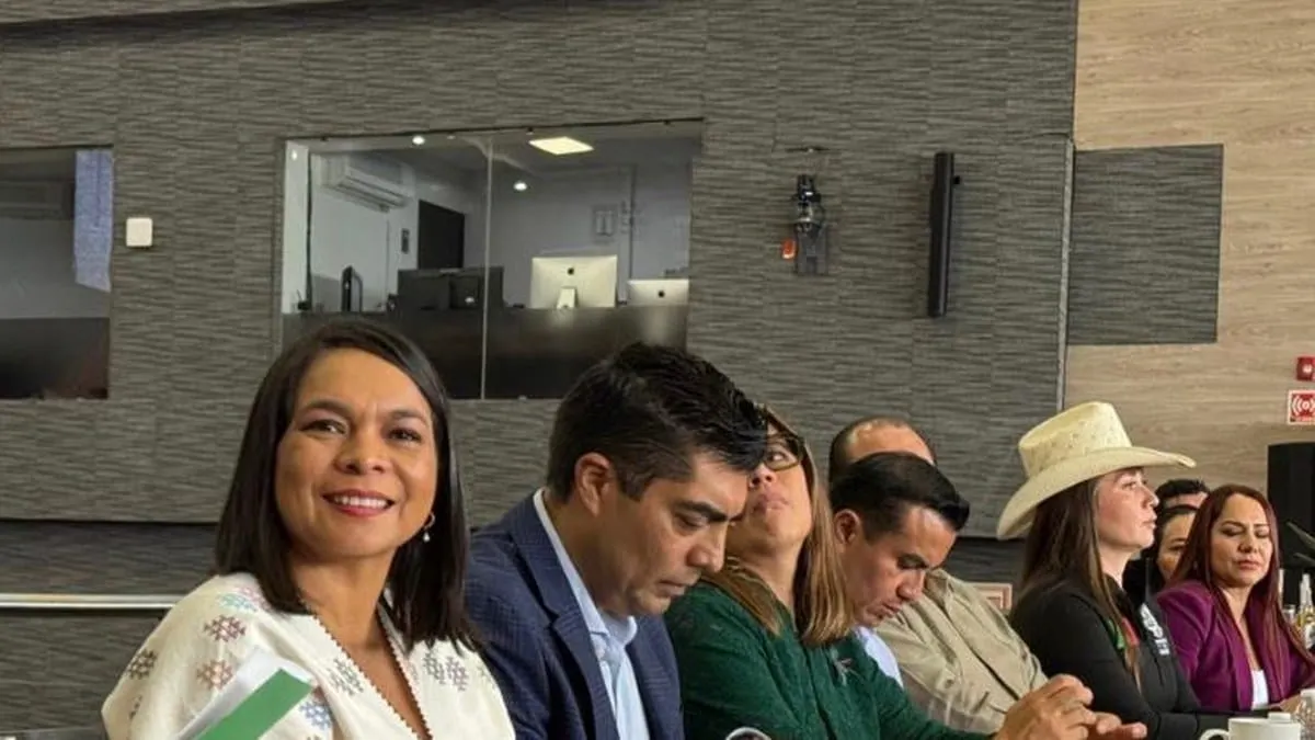 Beatriz Mojica propone modelo fiscal justo para el mezcal artesanal