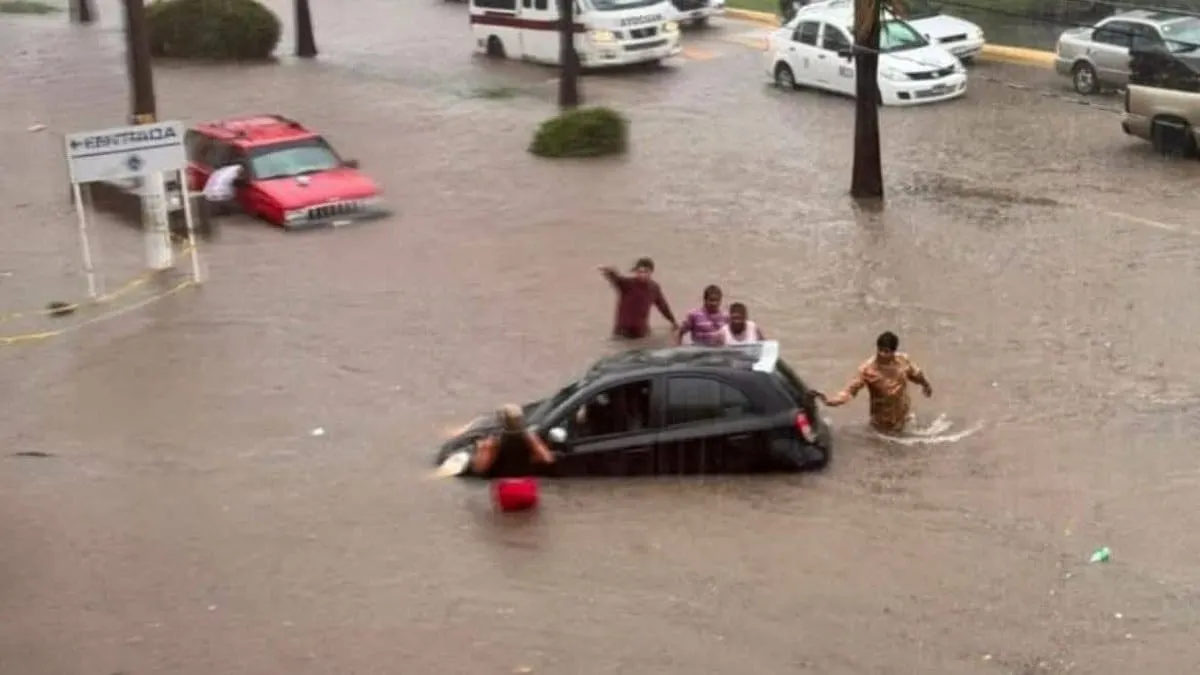 Deja 'Raymond' afectaciones en Guerrero; Zihuatanejo registra la lluvia más intensa del país