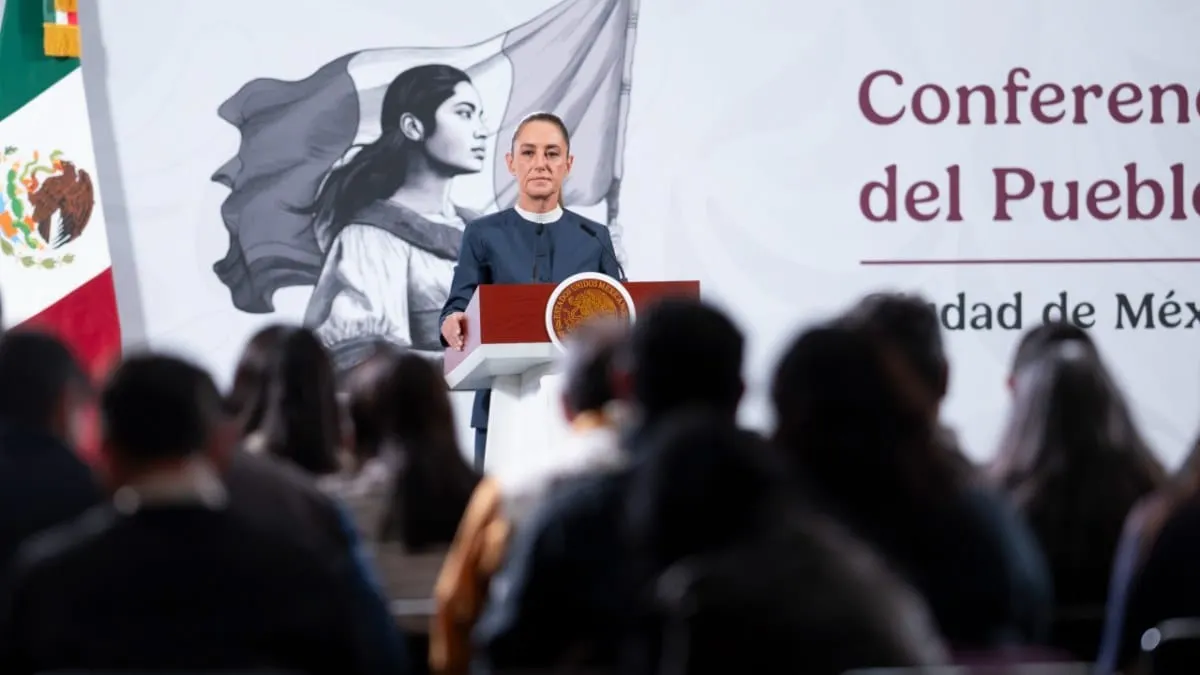 Sheinbaum politiza el crimen de Uruapan: desvía la atención del asesinato del edil y revive la “guerra de Calderón”