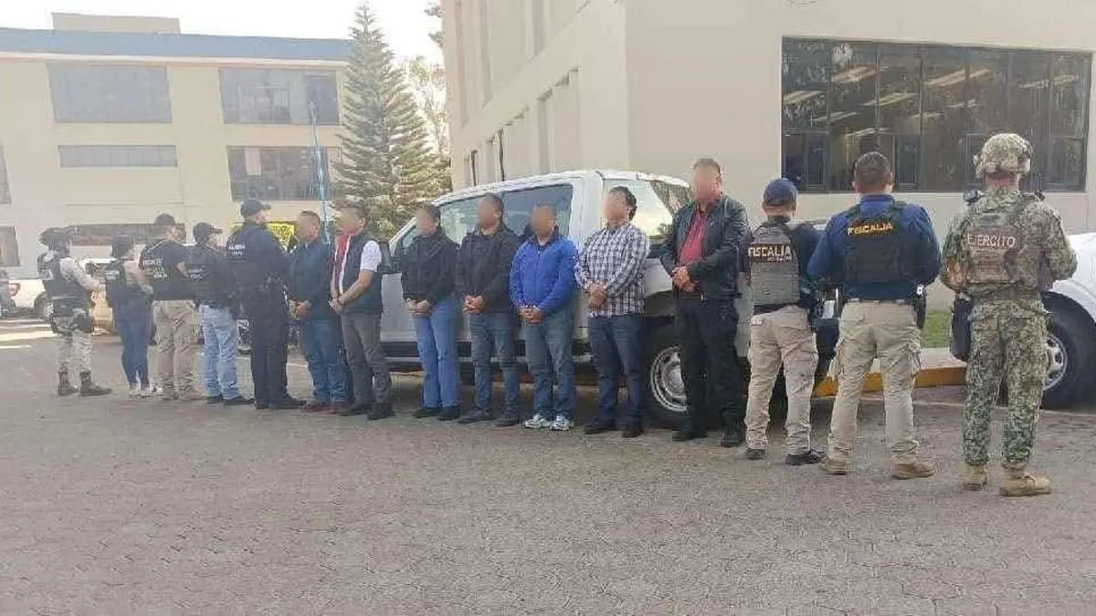 Escoltas Carlos Manzo llegan al penal de Mil Cumbres acusados de homicidio por omisión