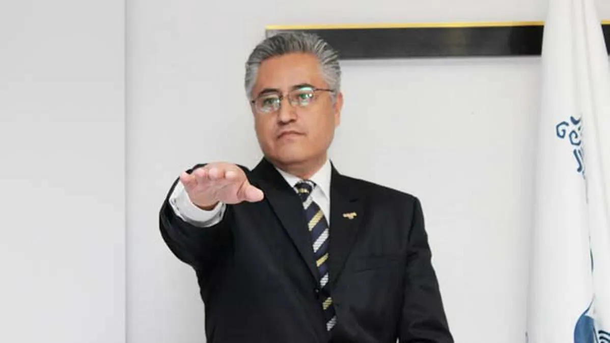 Cae exrector de la UAEM por caso “Estafa Maestra”; se atascó de billetes