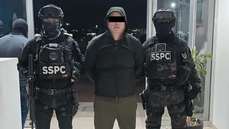 Ordenan prisión preventiva a ‘El Licenciado’ por asesinato de Manzo; un guarura sigue prófugo