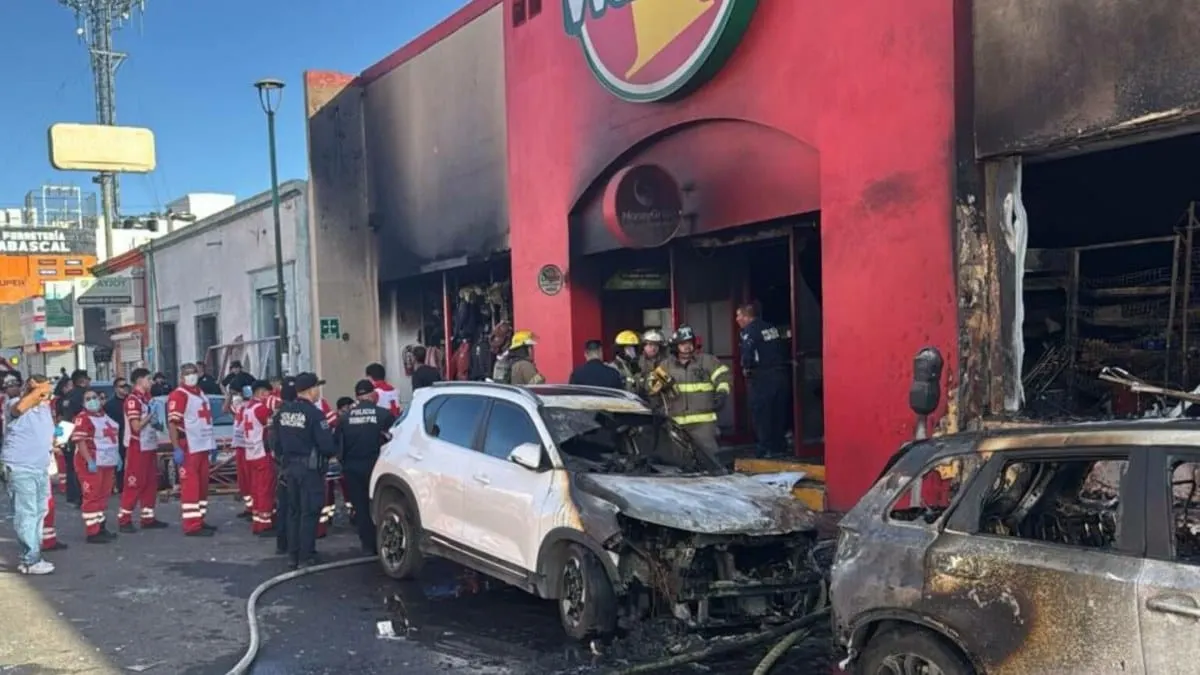 Mueren 22 personas en incendio de tienda Waldo’s en el centro de Hermosillo