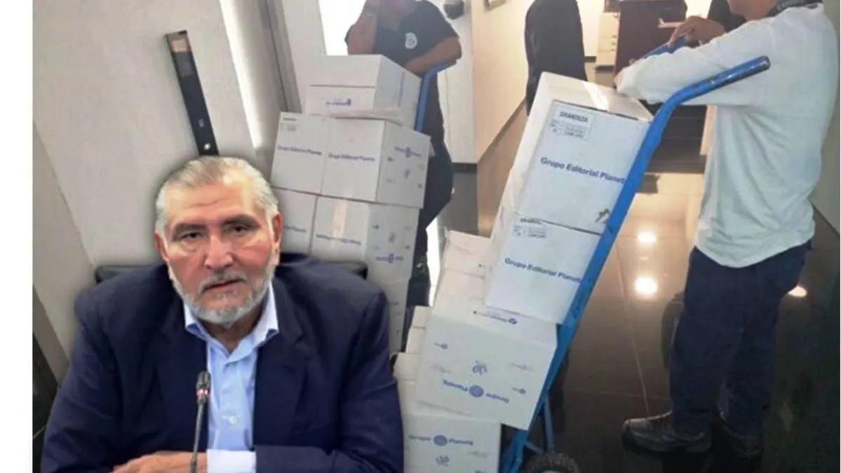 Adán Augusto López regala miles de ejemplares de “Grandeza” a senadores de Morena