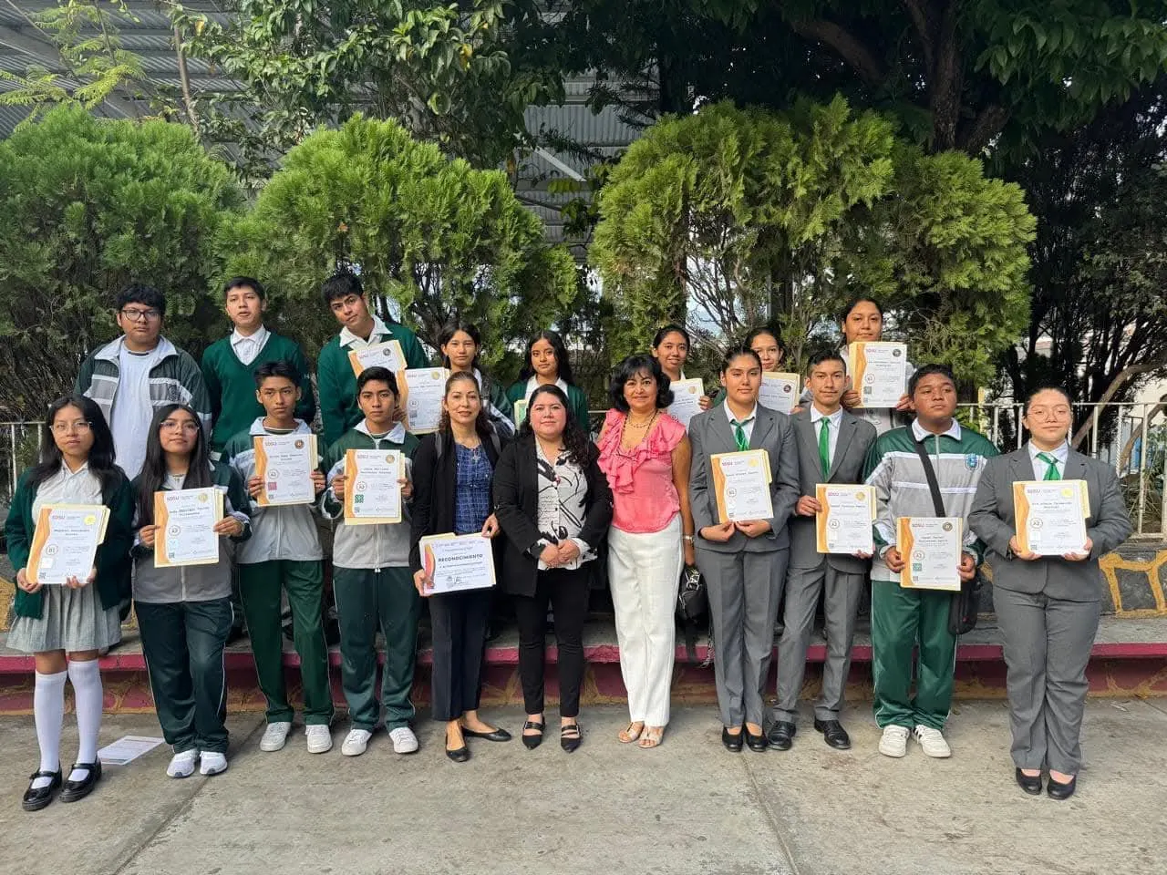 Más de 300 estudiantes de escuelas públicas de Guerrero obtienen certificación internacional de inglés