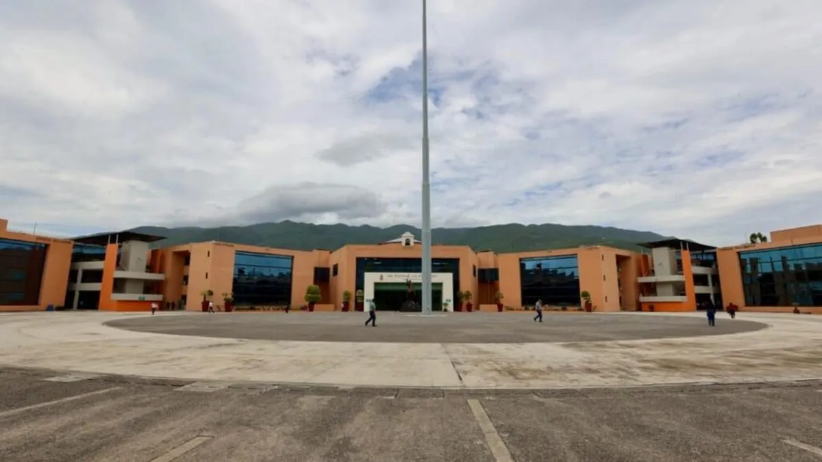 Gobierno de Guerrero ofrece disculpas por homenaje a Figueroa y destituye a titular de Cultura