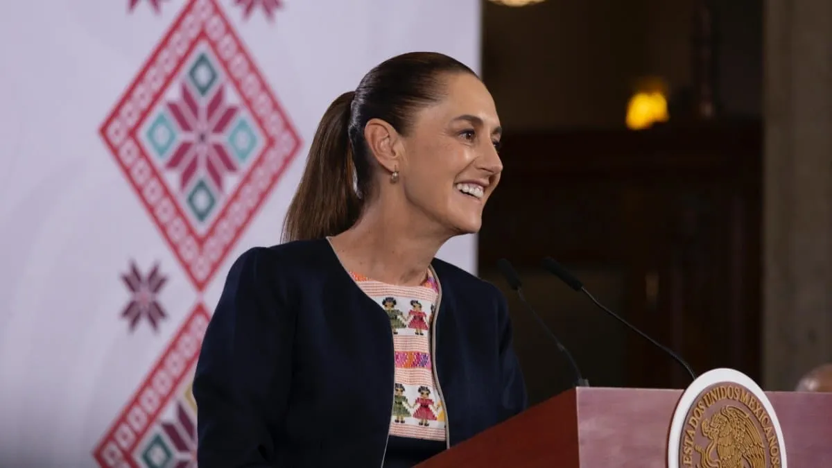 Sheinbaum viaja “de volada” a Washington: diplomacia exprés y agenda futbolera con trasfondo político